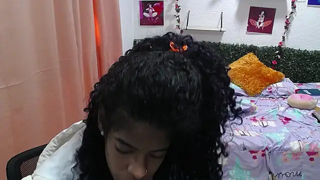 thianahorny online show from 9, 5, 2026