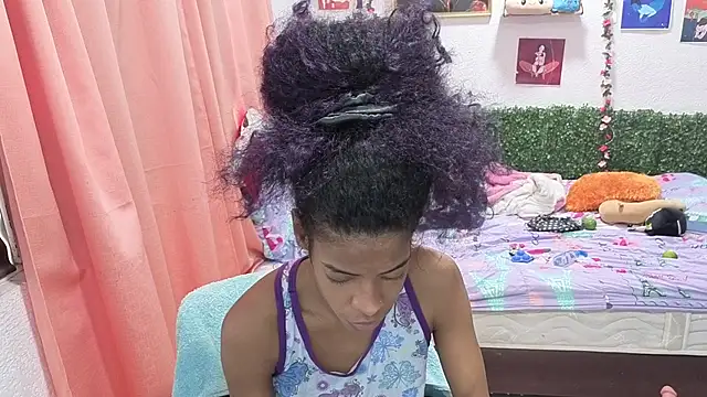 Snapshot of thianahorny chatting on 7, 7, 2026 thianahorny online show from 7, 7, 2026