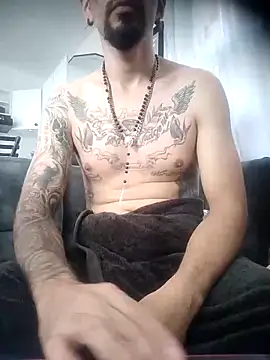 Juicydick420-xxx online show from 5, 11, 2025