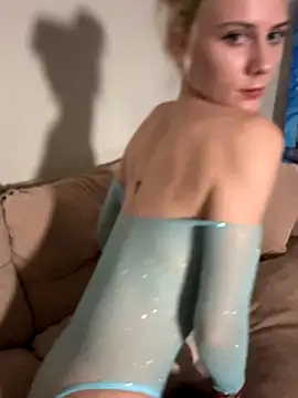 Lexi11i online show from 8, 10, 2025