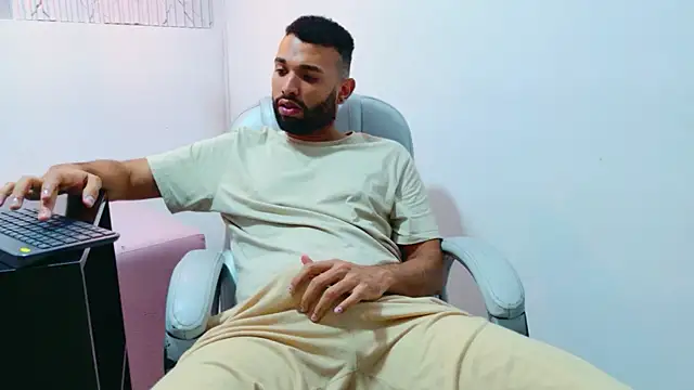 onlymen2025 online show from 13, 12, 2025