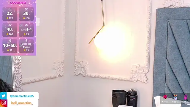 Snapshot of Bella-Torres chatting on 16, 10, 2025 Bella-Torres online show from 16, 10, 2025