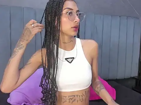 Snapshot of KarlaSlutSkinny__ chatting on 22, 5, 2026 KarlaSlutSkinny online show from 22, 5, 2026