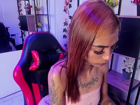 KarlaSlutSkinny   online show from 21, 12, 2025