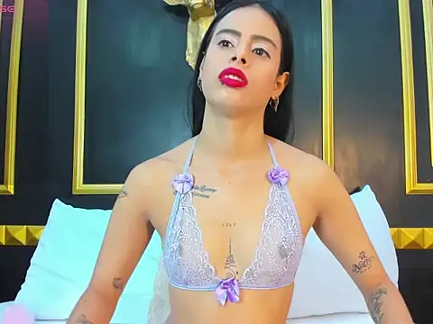 Snapshot of laura_maite_ chatting on 22, 11, 2025 laura maite online show from 22, 11, 2025