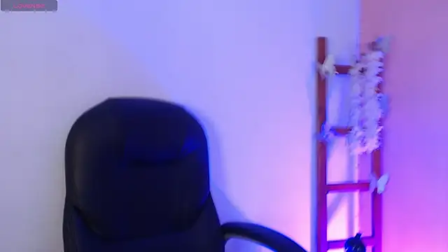 SweetRenata  online show from 12, 11, 2025