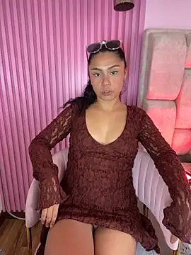 PrettySamaraa online show from 8, 10, 2025
