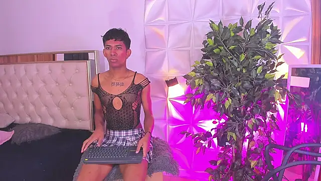 Ethan thouse online show from 27, 10, 2025