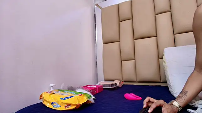 hannah teehn online show from 14, 11, 2025