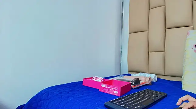 hannah teehn online show from 19, 11, 2025