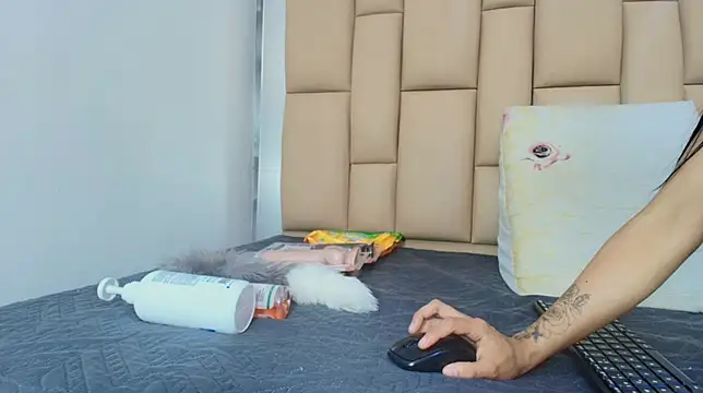 hannah teehn online show from 20, 11, 2025