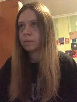 LunaVirelle online show from 1, 11, 2025