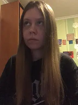 LunaVirelle online show from 17, 3, 2026