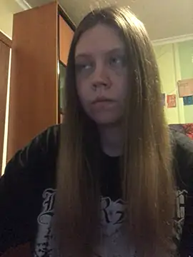 Snapshot of LunaVirelle chatting on 28, 4, 2026 LunaVirelle online show from 28, 4, 2026