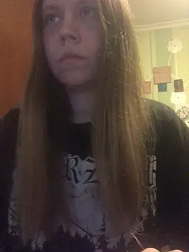 LunaVirelle online show from 13, 4, 2026