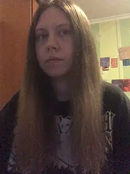 LunaVirelle online show from 18, 4, 2026