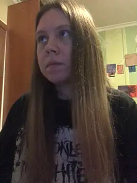 Snapshot of LunaVirelle chatting on 23, 4, 2026 LunaVirelle online show from 23, 4, 2026