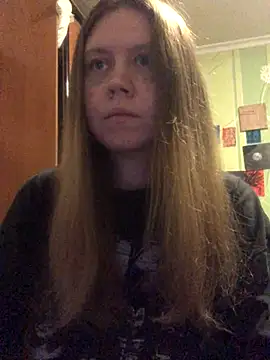 LunaVirelle online show from 21, 11, 2025