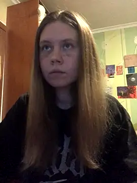 LunaVirelle online show from 29, 10, 2025