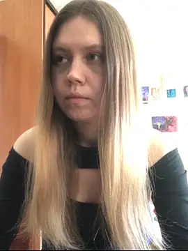 LunaVirelle online show from 10, 2, 2026