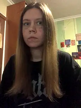 LunaVirelle online show from 17, 11, 2025