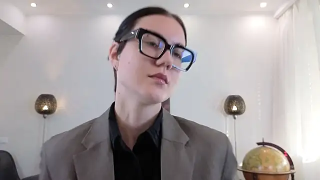 Marie Fitch online show from 8, 5, 2026