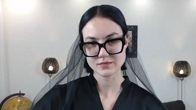 Marie Fitch online show from 31, 10, 2025