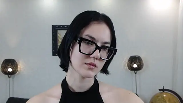 Marie Fitch online show from 7, 11, 2025