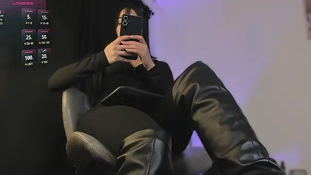 miiaa stone online show from 8, 2, 2026