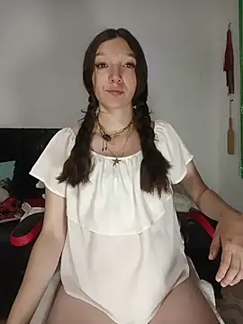 Lucy colee online show from 23, 2, 2026