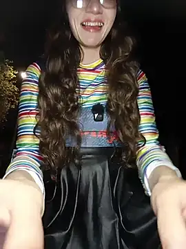 Lucy colee online show from 14, 11, 2025