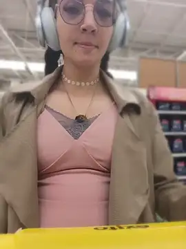 Lucy colee online show from 19, 3, 2026