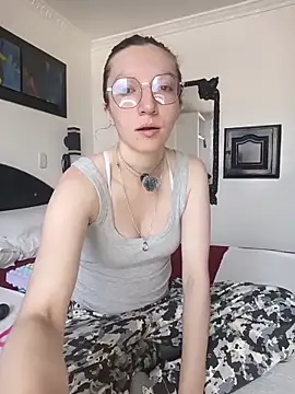 Lucy colee online show from 5, 12, 2025