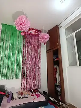 Lucy colee online show from 9, 2, 2026