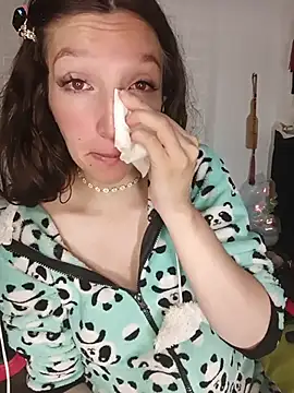 Lucy colee online show from 31, 3, 2026