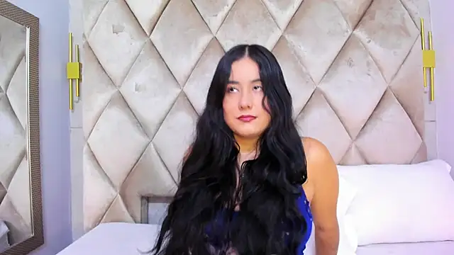 GabyParker  online show from 18, 4, 2026