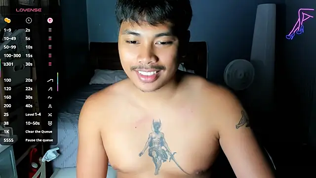 LuisitoJuancho55 online show from 30, 10, 2025