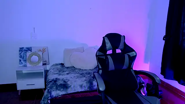 Snapshot of sofia__666 chatting on 3, 11, 2025 sofia 666 online show from 3, 11, 2025