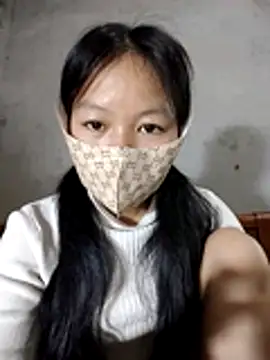 Snapshot of Han-han123 chatting on 4, 12, 2025 Han-han123 online show from 4, 12, 2025