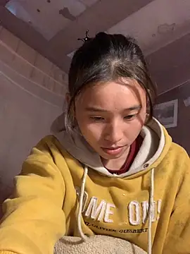 Snapshot of Han-han123 chatting on 4, 11, 2025 Han-han123 online show from 4, 11, 2025