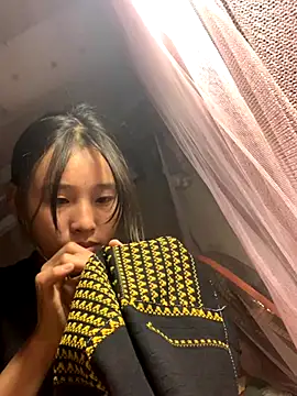 Snapshot of Han-han123 chatting on 28, 10, 2025 Han-han123 online show from 28, 10, 2025