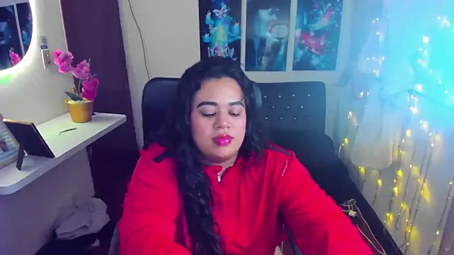 oliviia cute online show from 5, 11, 2025