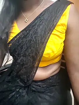 Snapshot of Tamilmallu-duskygirl03 chatting on 29, 4, 2026 Tamilmallu-duskygirl03 online show from 29, 4, 2026
