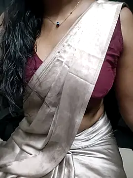 Tamilmallu-duskygirl03 online show from 18, 7, 2026