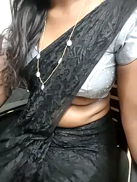 Tamilmallu-duskygirl03 online show from 10, 4, 2026