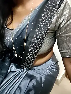 Tamilmallu-duskygirl03 online show from 16, 12, 2025