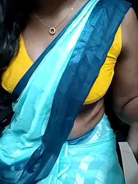 Tamilmallu-duskygirl03 online show from 17, 7, 2026