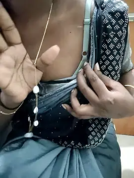 Tamilmallu-duskygirl03 online show from 13, 1, 2026