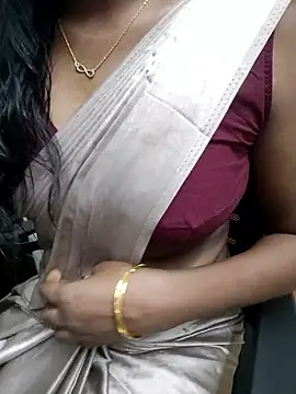 Tamilmallu-duskygirl03 online show from 13, 3, 2026