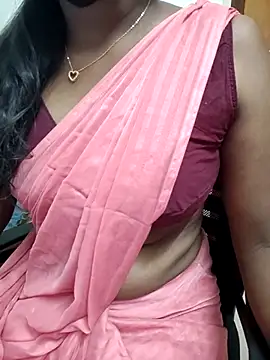 Tamilmallu-duskygirl03 online show from 26, 4, 2026